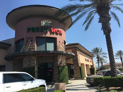 中國僑網(wǎng)東谷市一家中餐快餐店。(圖片來源:美國《世界日?qǐng)?bào)》 啟鉻/攝)