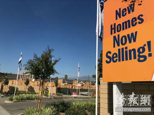 中國僑網(wǎng)洛杉磯東區(qū)圣蓋博谷一個正在建的小區(qū)。(美國《僑報》/翁羽 攝)