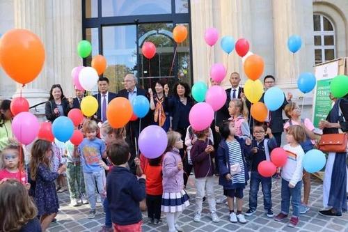 中國(guó)僑網(wǎng)(圖片來(lái)源:《法國(guó)僑報(bào)》)