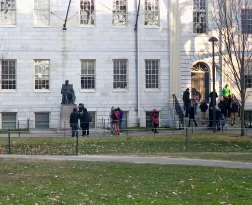 中國僑網(wǎng)圖為哈佛大學(xué)。(美國《世界日報》/劉晨懿之 攝)