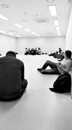 中國(guó)僑網(wǎng)曾濤被暫時(shí)安排居住的大房子。曾濤供圖