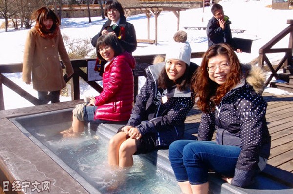 中國僑網(wǎng)日本旅游企業(yè)加緊強(qiáng)化訪日中國游客業(yè)務(wù)(日經(jīng)中文網(wǎng)圖片)