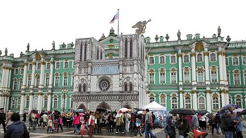 中國(guó)僑網(wǎng)俄羅斯圣彼得堡冬宮(溫志勇 攝)