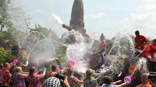 中國僑網(wǎng)(泰國《世界日報》)