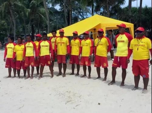 中國僑網(wǎng)普吉海灘救援隊(duì)(泰國《星暹日報(bào)》微信公眾號援引泰叻報(bào))