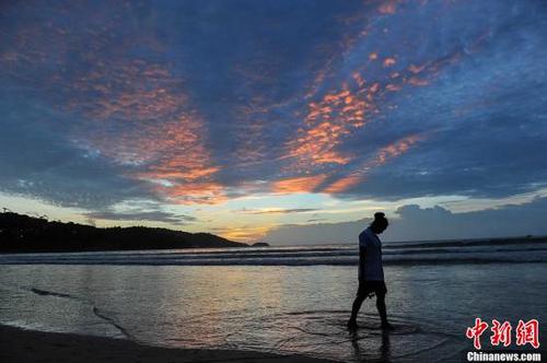 中國僑網(wǎng)資料圖:泰國海灘