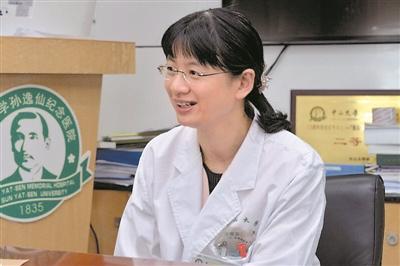 中國(guó)僑網(wǎng)救人者丁悅 廣州日?qǐng)?bào)全媒體記者王燕 攝