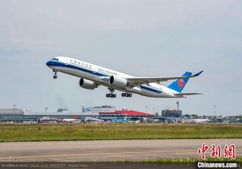 中國(guó)僑網(wǎng)南航客機(jī) 南方航空 供圖