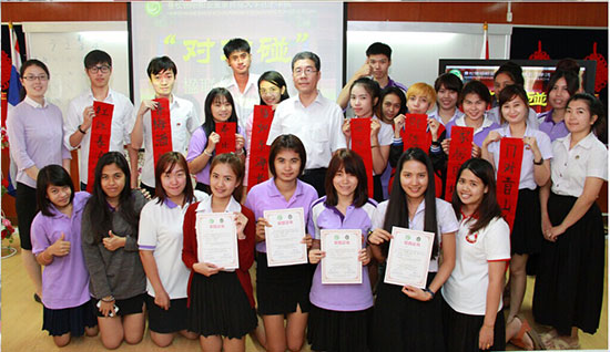 中國僑網(wǎng)獲獎選手集體合影