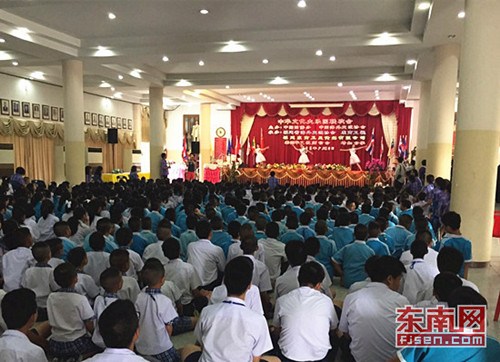 交流團(tuán)在清邁演出現(xiàn)場(chǎng)