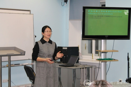 王宇老師在圣大培訓(xùn)課堂展示最新漢語教學(xué)理念