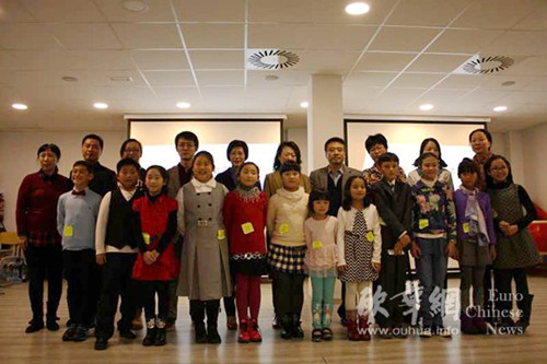 低齡組獲獎(jiǎng)選手合影