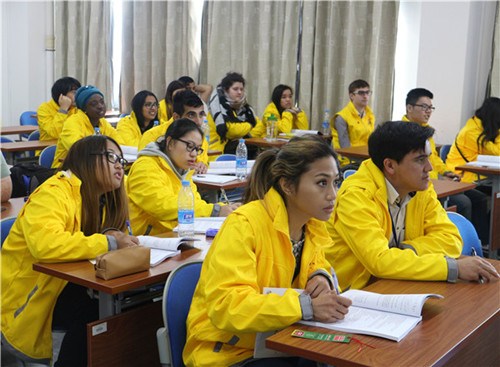 營員們認真做記錄