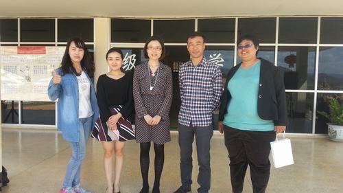 西南財大與教聯(lián)領導合影