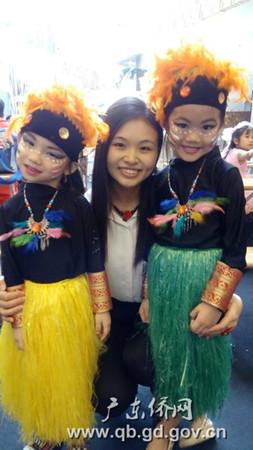 參加表演的天使