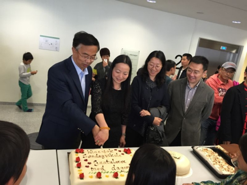 駐挪威大使王民出席校慶活動(dòng)