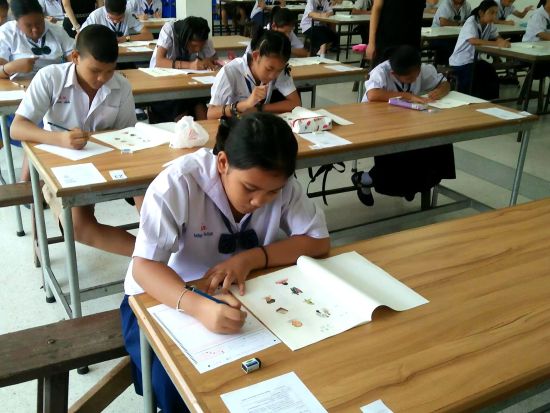 考試現(xiàn)場(chǎng)