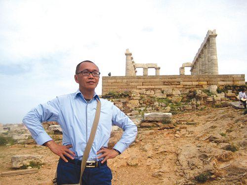 中國僑網(wǎng)雅典商務孔子學院漢語教師黃豪(希臘《中希時報》)