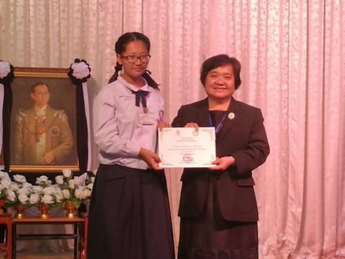 中國僑網(wǎng)合影