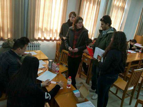 中國(guó)僑網(wǎng)新生注冊(cè)現(xiàn)場(chǎng)