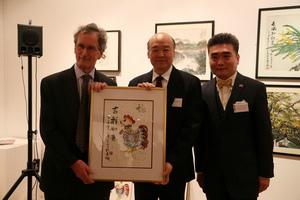 中國僑網(wǎng)合影