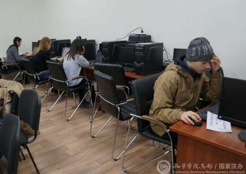 中國(guó)僑網(wǎng)考試現(xiàn)場(chǎng)