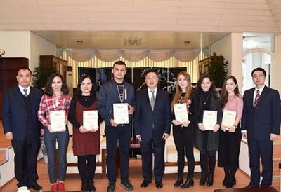 中國(guó)僑網(wǎng)合影