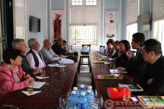 中國(guó)僑網(wǎng)座談現(xiàn)場(chǎng)