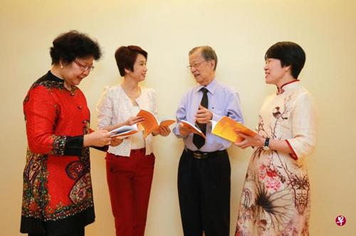 中國僑網(wǎng)出席講座的嘉賓。(新加坡《聯(lián)合早報(bào)》/唐家鴻 攝)