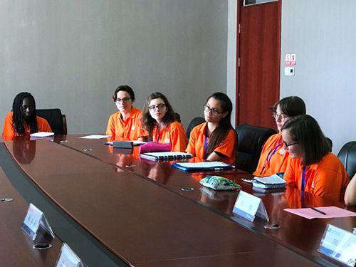 中國僑網(wǎng)學(xué)生發(fā)言