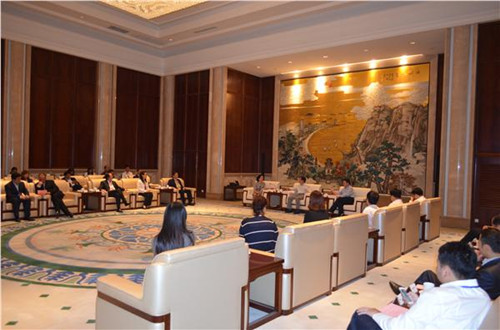 中國(guó)僑網(wǎng)2014“文化中國(guó)活動(dòng)——海外華文媒體江蘇行”活動(dòng)在連云港召開(kāi)媒體見(jiàn)面會(huì)