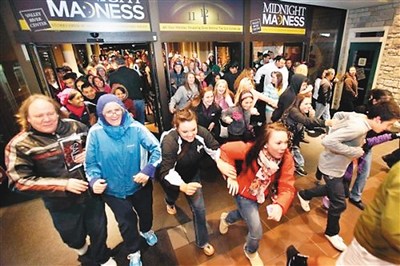 “黑色星期五”搶購現(xiàn)場