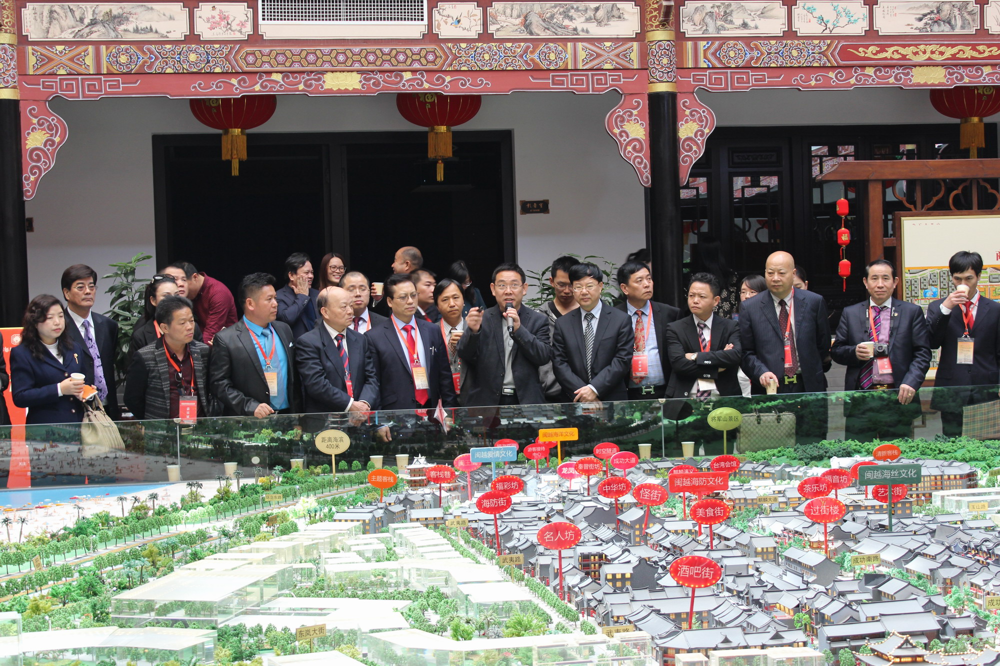 中國僑網僑商赴平潭海壇古城項目考察。