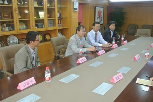 中國(guó)僑網(wǎng)李建平一行來訪