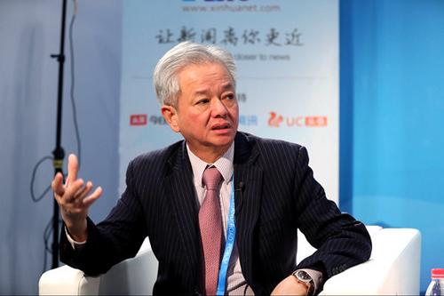 中國(guó)僑網(wǎng)圖為完美(中國(guó))有限公司董事長(zhǎng)古潤(rùn)金在參加“一帶一路”國(guó)際合作高峰論壇期間接受記者采訪。