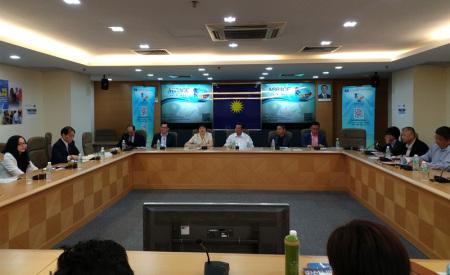 中國僑網(wǎng)資料圖:天津僑務(wù)代表團出訪推介“華博會”(圖片來源:天津市僑辦)