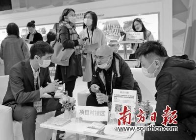 中國(guó)僑網(wǎng)海交會(huì)、小蠻腰科技大會(huì)等高端創(chuàng)新活動(dòng)成為廣州加強(qiáng)國(guó)際化引才的平臺(tái)。南方日?qǐng)?bào)記者 吳偉洪 攝