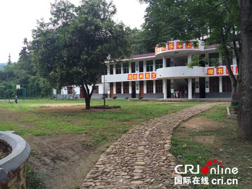 中國僑網(wǎng)培田小學(xué)(國際在線)