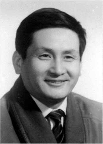 中國(guó)作家協(xié)會(huì)副主席