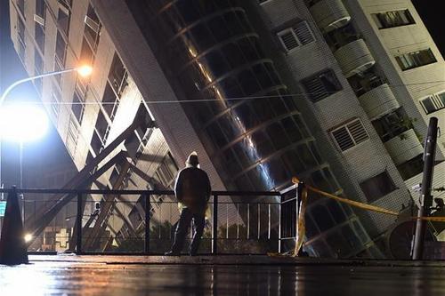 中國僑網(wǎng)花蓮云門翠堤大樓(2月8日攝)。新華社記者 岳月偉 攝