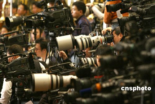 ����ӛ�ߠ�(zh��ng)��ӛ��˴��_(k��i)Ļʽʢ�r