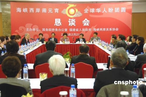 ���{�����[Ԫ����Մ���e��