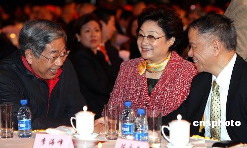 �S��贡����B�T�^�����