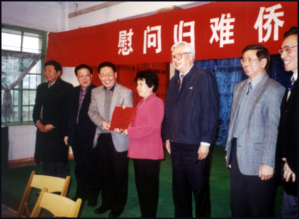 �c(di��n)������D