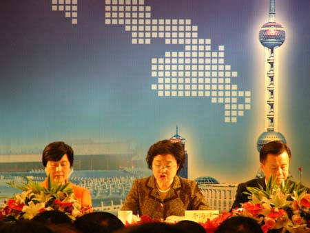 �c(di��n)������D