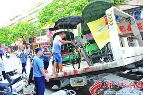 15天查處46輛無(wú)牌證人力三輪車(chē)