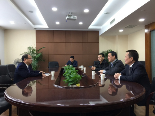 中國僑網(wǎng)朱玉貴會見奧地利格拉茨市陳萬杰一行