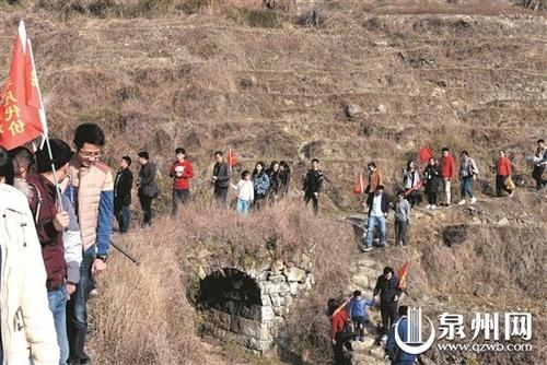 中國僑網(wǎng)重走古瓷道