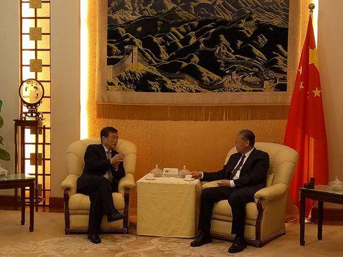 中國(guó)僑網(wǎng)座談現(xiàn)場(chǎng)