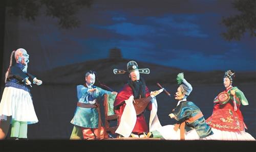 中國僑網(wǎng)《施公斷案》劇照